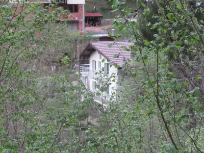 Светещата къща
