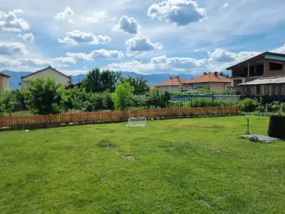 На Село