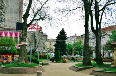 Градинката при хотел България