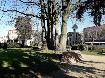 Градинката при хотел България