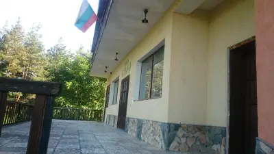 Хижа "Коман"