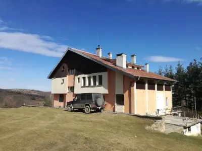 Хижа "Коман"