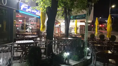 Cafe-Club Family