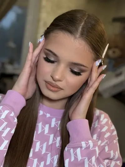 Milena Strashnikova Makeup
