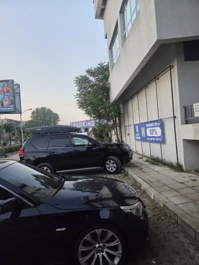 Parking Royal Central