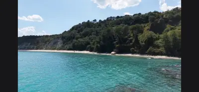бунгала Манастира
