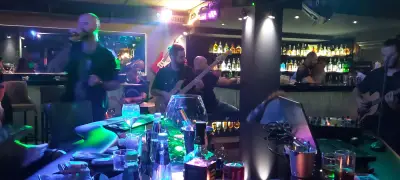 "The floor" - пиано бар