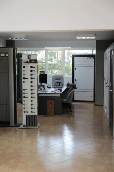 PREMIUM DOOR - Интериорни и Входни Врати Бургас (Център)