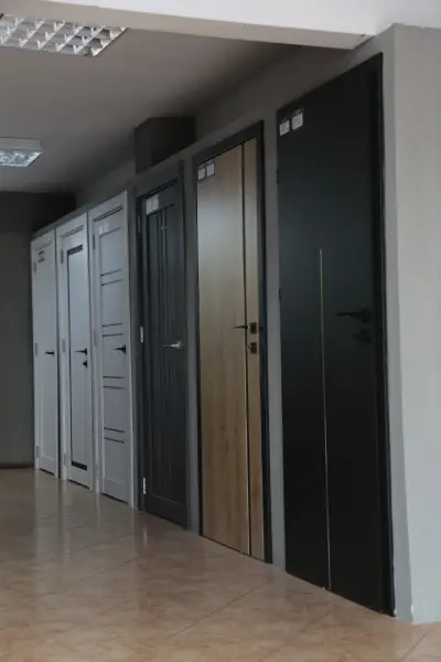 PREMIUM DOOR - Интериорни и Входни Врати Бургас (Център)