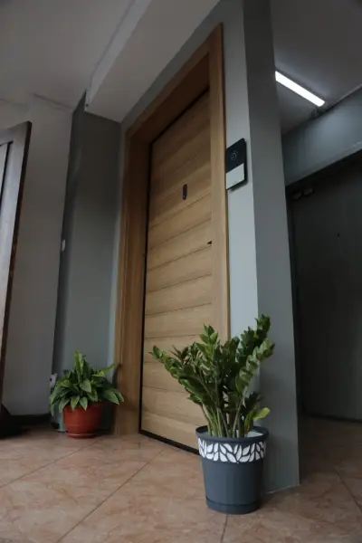 PREMIUM DOOR - Интериорни и Входни Врати Бургас (Център)