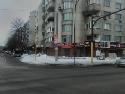 Врати Експерт София - Д. Николаев