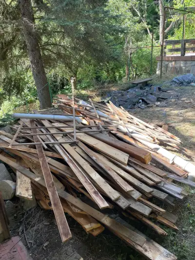 Бордърлайн ЕООД
