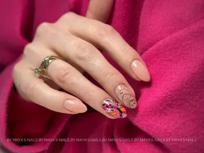 Maya’s nails