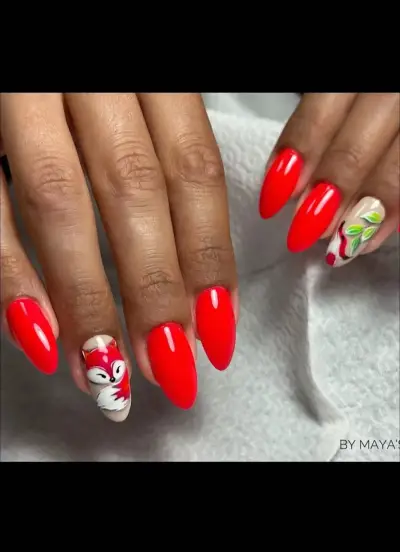 Maya’s nails