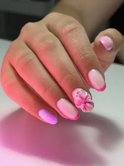 Abazova nails