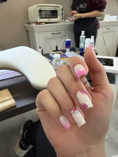 "OUSIA" nail studio