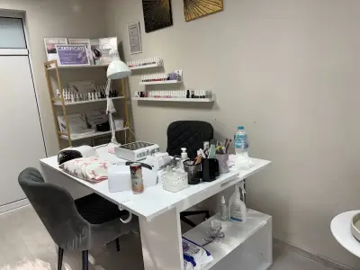 Studio Vaya Nail Art
