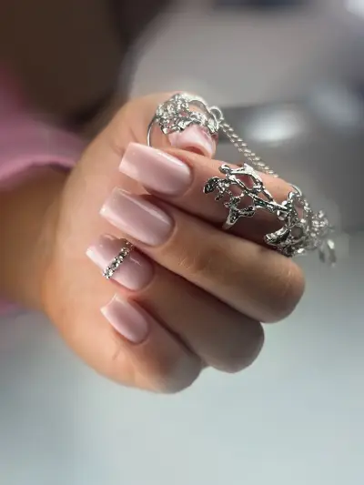 E’S Nails Artist