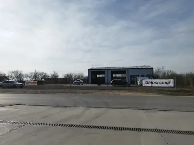 ИПС АУТО 2021 ЕООД - РЕМОНТ НА АВТОМОБИЛНИ ГУМИ И ДЖАНТИ