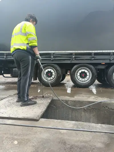 Truck trailers service 24