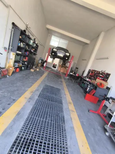 Bmg garage