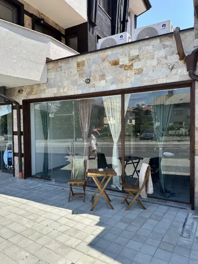 Anita's Art Studio and Wine