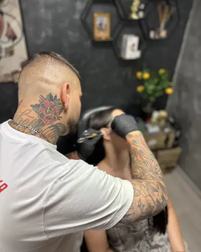 Vdk2ink Tattoo and piercing