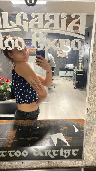 Vdk2ink Tattoo and piercing