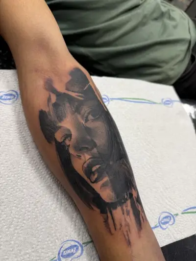 AK Tattoo