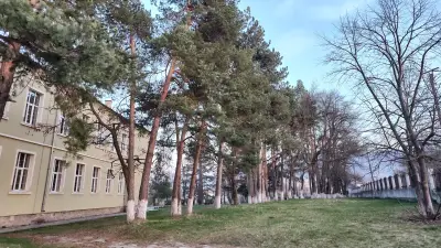 СОУ "Неофит Рилски"