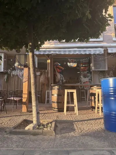 Pelican beer bar