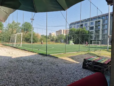 Футболно игрище „Балона“