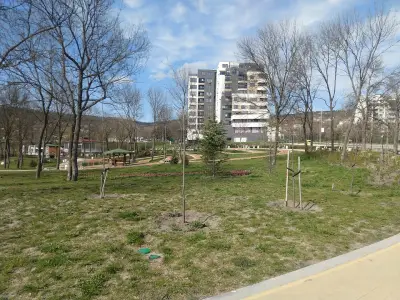 Парк Възраждане