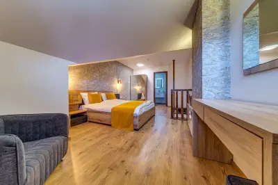 Skyday Penthouse Deluxe at Oak Residence