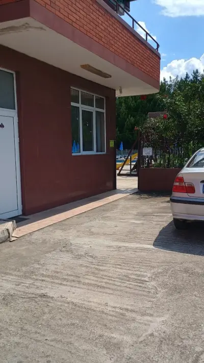 Плувен басейн Нанов