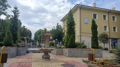 Балнеохотел Божур