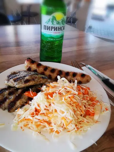 Заведение за бързо хранене "При Лъва"