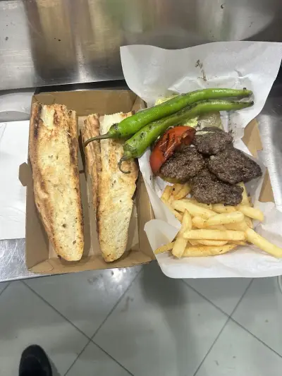 skarata | Burger&Grill House