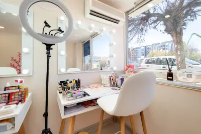 Sabin Milanov Makeup Studio & Academy