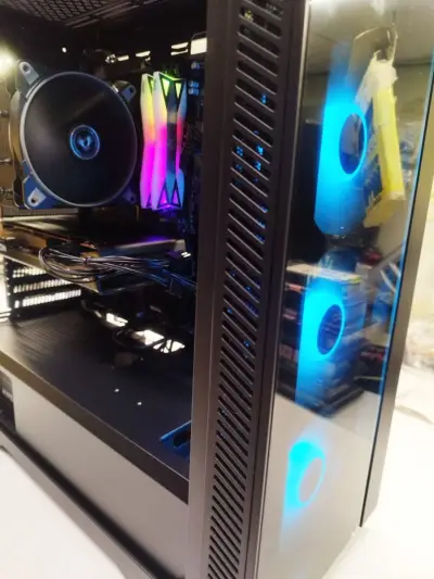 REBORN COMPUTERS