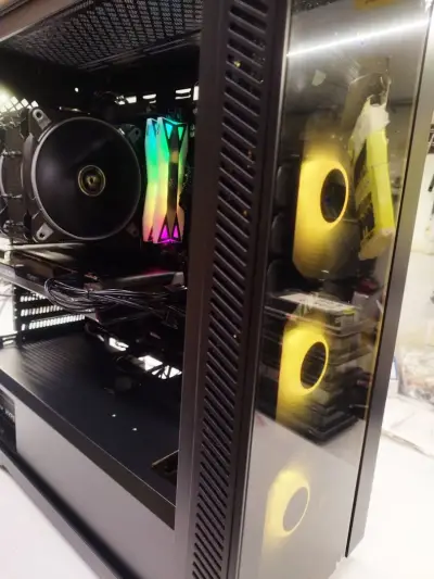 REBORN COMPUTERS