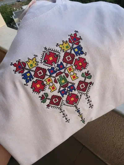 Кръщелни кърпи и персонализирани тениски