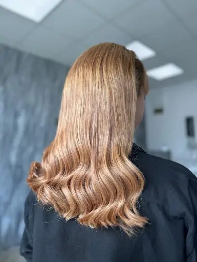 Poly Boneva Beauty Club