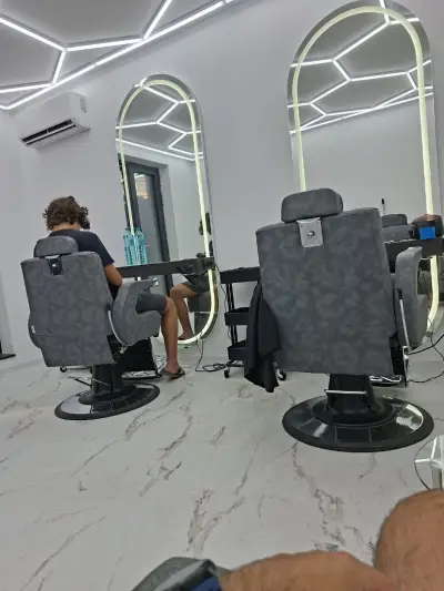 Katana CutZ Barbershop 2