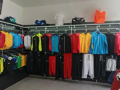 Football shop - B-sport