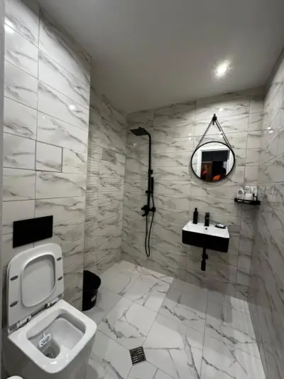 1BR Modern condo near the University