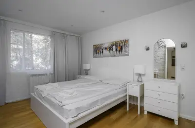 Bright & Cozy 1BD Apartment with Balcony close to South Park by Flat Mаnager