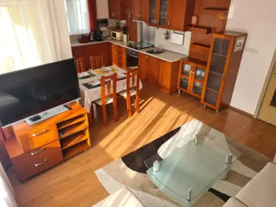 Spacious 2 Bedroom Apartment