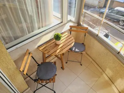 Spacious 2 Bedroom Apartment