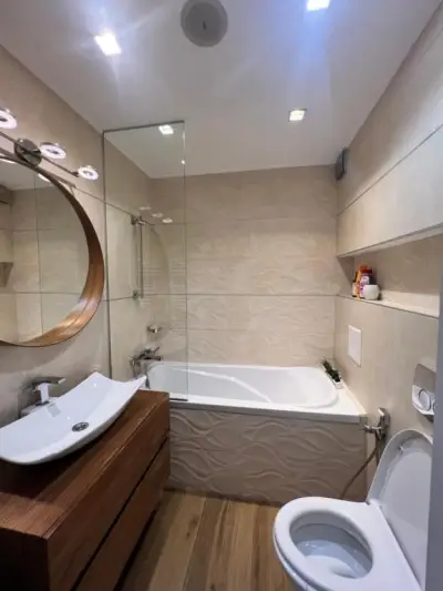 The Mirror Apartment